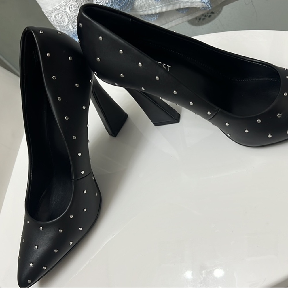 Nine West fancy black shoes